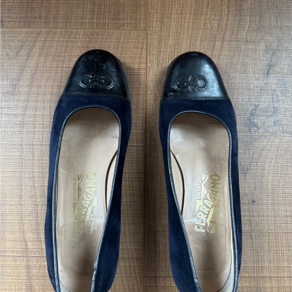 Salvatore Ferragamo Women's Blue and Black Leather Shoes